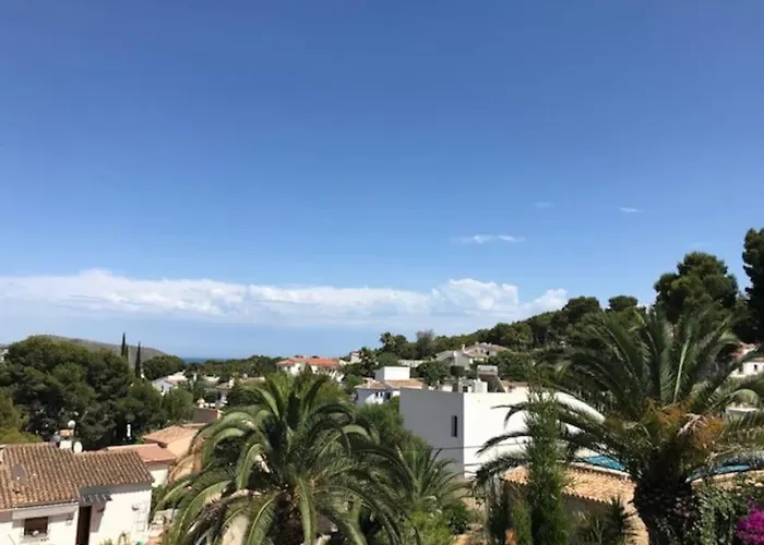 Moraira, Precioso Adosado Al Lado Del Mar